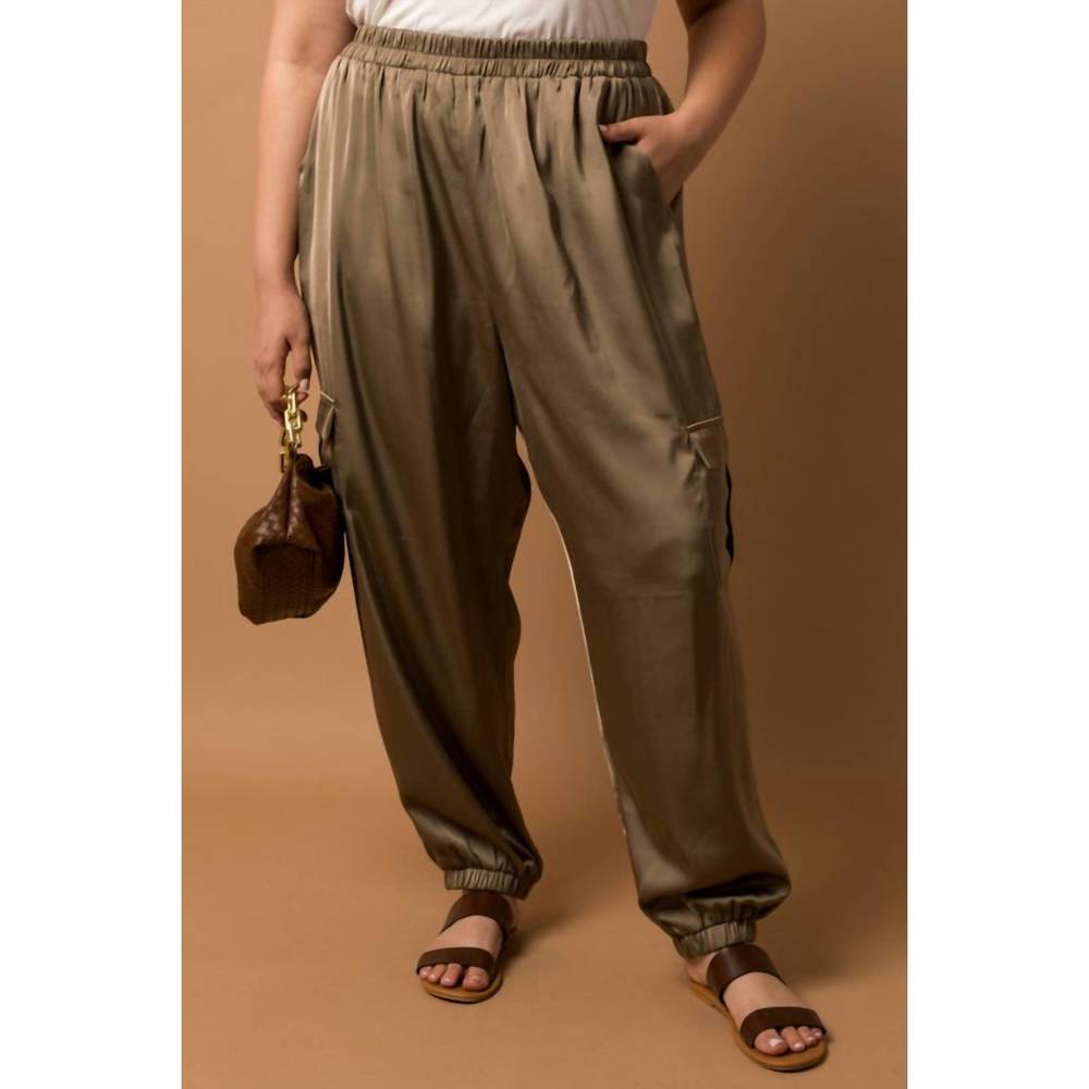 NEW GILLI cargo joggers in green